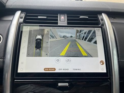 Certified 2025 Land Rover Discovery Dynamic SE AWD/4WD image 16