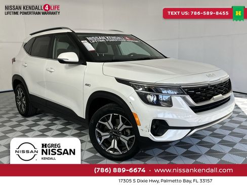 Used 2022 Kia Seltos EX AWD/4WD image 1