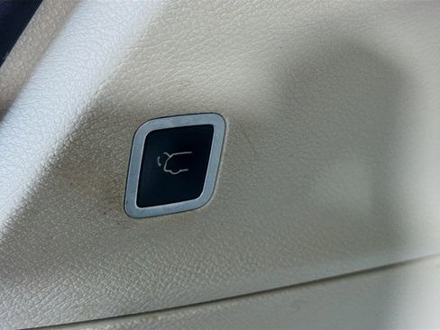 Used 2018 Chrysler Pacifica Limited w/ Advanced Safetytec Group image 33