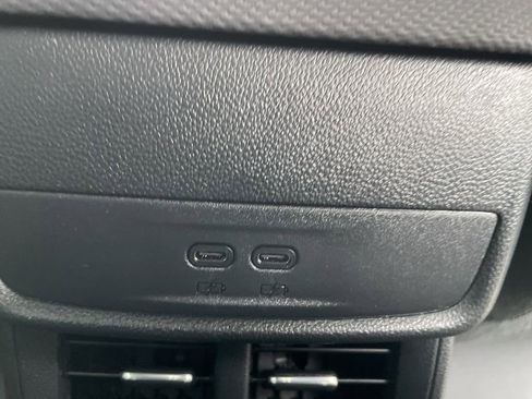 New 2026 Chevrolet Equinox LT FWD image 36