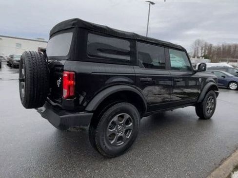 Used 2022 Ford Bronco Big Bend image 2