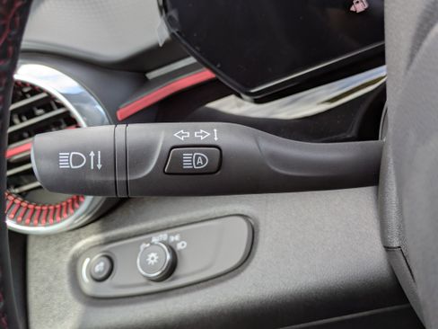 New 2026 Chevrolet Trax RS w/ Sunroof Package image 19