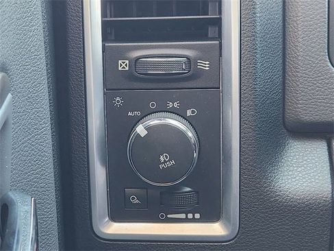 Used 2016 RAM 1500 Big Horn image 21