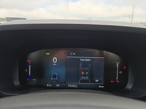 New 2025 Ford Maverick XLT w/ XLT Luxury Package FWD image 24