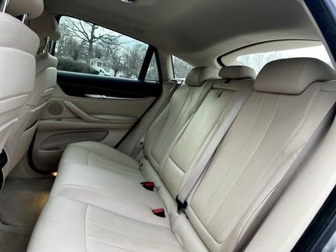 Used 2015 BMW X6 xDrive50i image 18