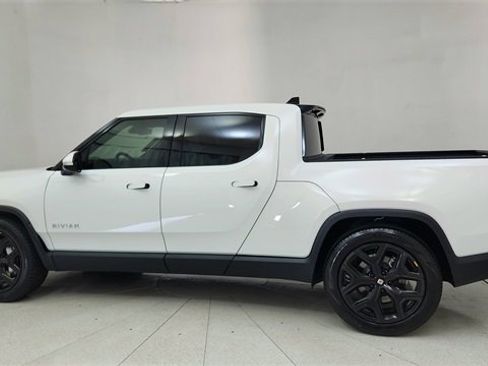 Used 2023 Rivian R1T Adventure image 4