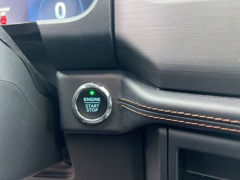 Used 2023 Ford Expedition Platinum image 33