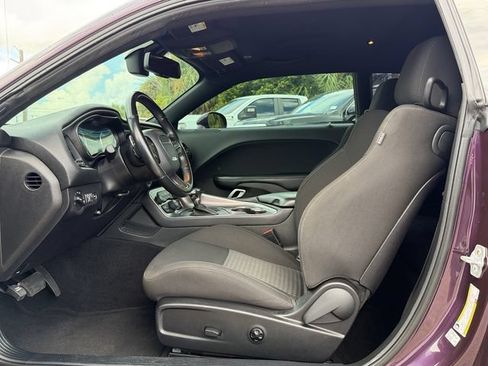 Used 2021 Dodge Challenger R/T Scat Pack RWD image 10