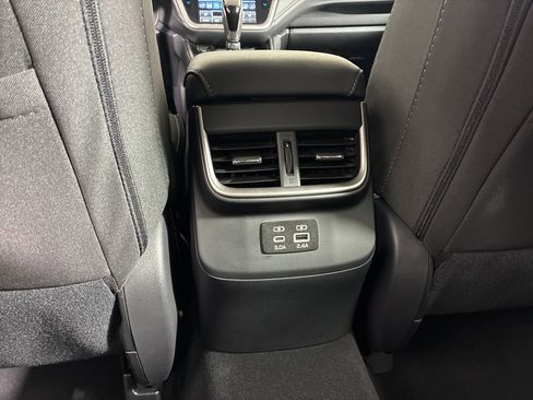Used 2025 Subaru Legacy Premium image 17