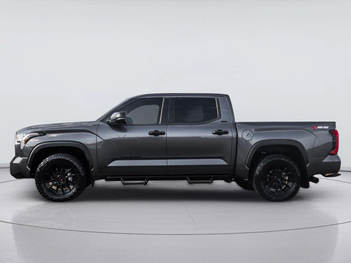 Used 2023 Toyota Tundra SR5 w/ SR5 Convenience Package AWD/4WD image 6