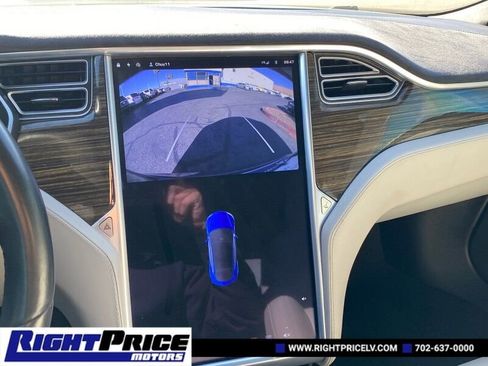 Used 2015 Tesla Model S 70D image 15