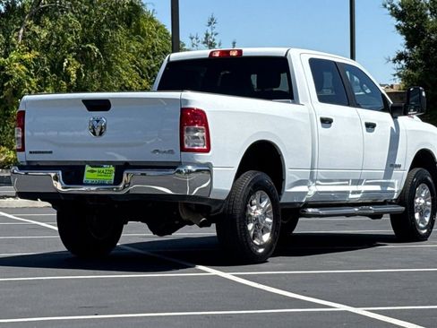 Used 2024 RAM 2500 Big Horn AWD/4WD image 11