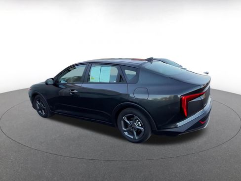 Used 2025 Kia K4 FWD image 9