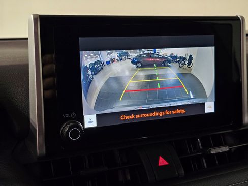 Used 2024 Toyota RAV4 XLE image 26