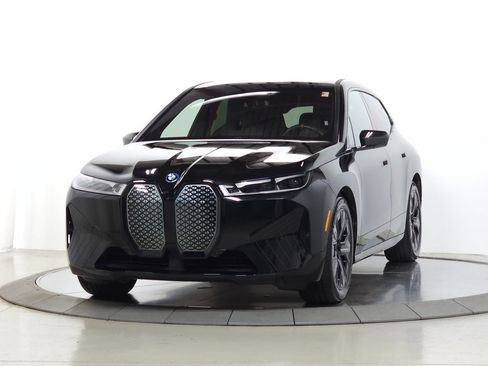 Used 2025 BMW iX M60 AWD/4WD image 4