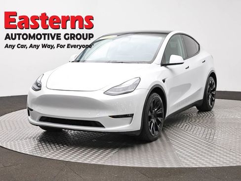 Used 2021 Tesla Model Y Long Range AWD/4WD image 1