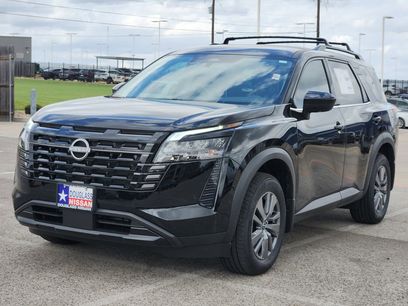 New 2026 Nissan Pathfinder SV