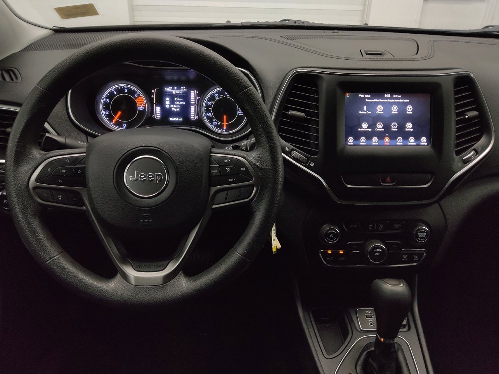 Used 2019 Jeep Cherokee Latitude w/ Popular Appearance Group FWD image 22