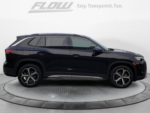 New 2026 Volkswagen Tiguan SE FWD image 8