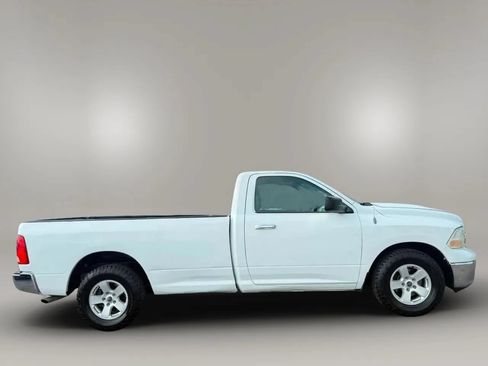 Used 2011 RAM 1500 Classic SLT RWD image 4