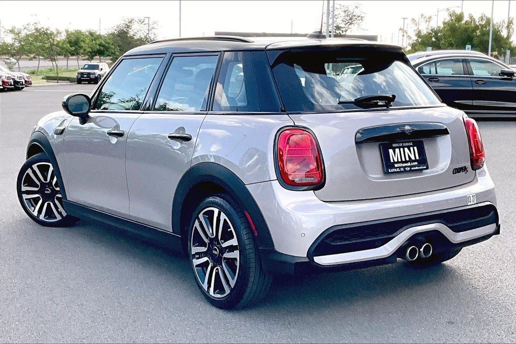 Used 2022 MINI Cooper S FWD image 12