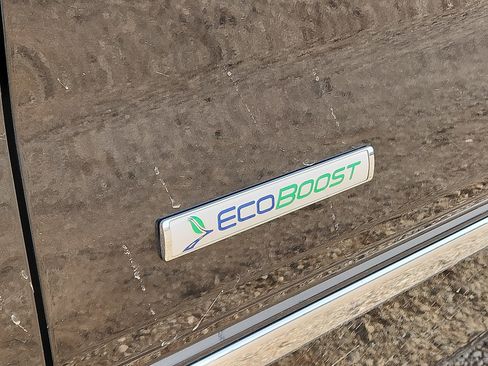 Used 2013 Ford F150 Platinum image 9