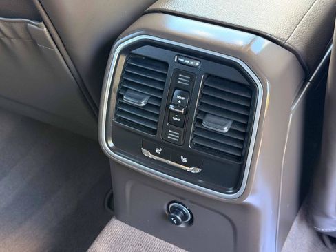 Used 2016 Porsche Macan S w/ Infotainment Package AWD/4WD image 36