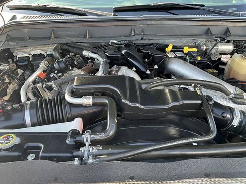 Used 2013 Ford F250 Lariat w/ Lariat Interior Pkg AWD/4WD image 17