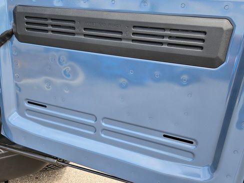 New 2025 Ford Bronco Badlands image 33