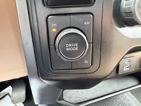 Used 2023 Ford F150 XLT AWD/4WD image 22
