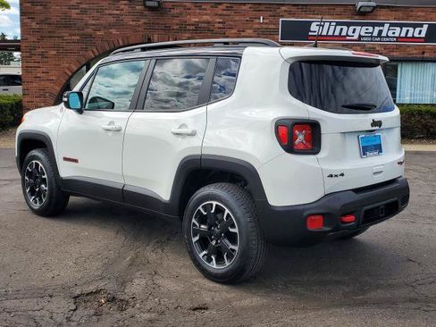 Used 2023 Jeep Renegade Trailhawk w/ Trailhawk Elite Group AWD/4WD image 5