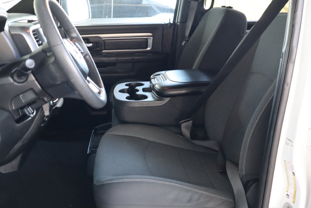 Used 2024 RAM 1500 Warlock AWD/4WD image 11