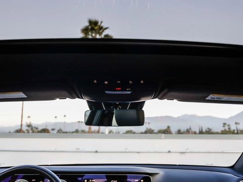 Used 2023 Mercedes-Benz E 350 Sedan image 17