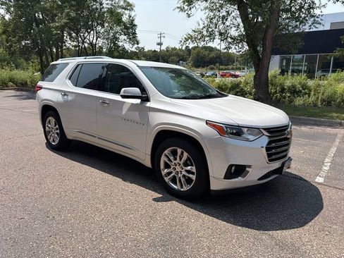 Used 2018 Chevrolet Traverse High Country w/ LPO, Floor Liner Package AWD/4WD image 11