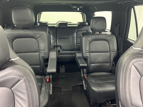 Used 2024 Lincoln Navigator L Reserve image 32