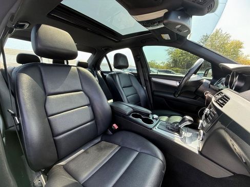 Used 2013 Mercedes-Benz C 250 Sedan image 20