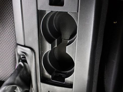 Used 2006 MAZDA MX-5 Miata Sport w/ Suspension Pkg RWD image 24