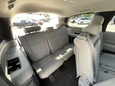 Used 2019 Toyota Sequoia Limited w/ Safety & Convenience Package image 25