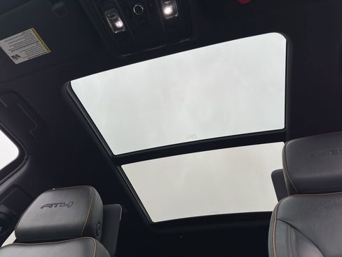 Used 2025 GMC Yukon AT4 w/ AT4 Premium Plus Package image 24