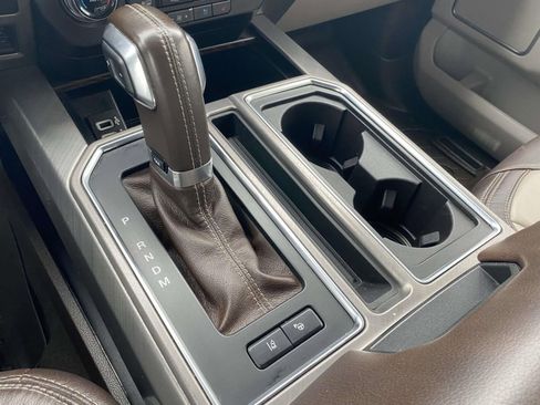 Used 2019 Ford F150 Limited w/ Trailer Tow Package image 31