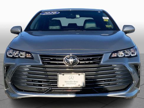 Used 2020 Toyota Avalon XLE image 3