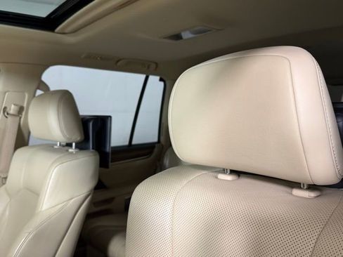Used 2018 Lexus LX 570 4WD image 9