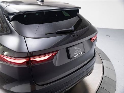 New 2025 Jaguar F-PACE R-Dynamic S AWD/4WD image 32