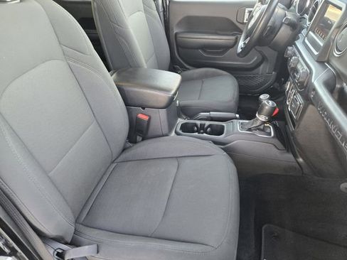 Used 2021 Jeep Wrangler Unlimited Sport image 14