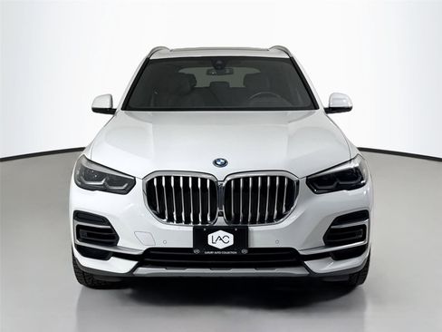 Used 2023 BMW X5 xDrive45e w/ Climate Comfort Package AWD/4WD image 11