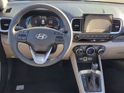 New 2026 Hyundai Venue SEL image 4