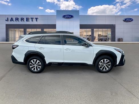 Used 2025 Subaru Outback Premium w/ Popular Package #1A AWD/4WD image 8