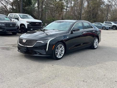 Used 2024 Cadillac CT4 Luxury image 9