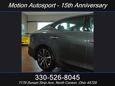 Used 2023 Nissan Maxima SL FWD image 51