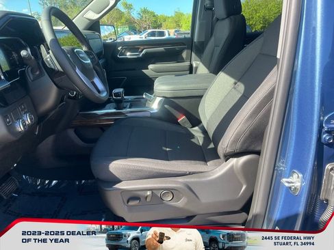 New 2026 GMC Sierra 1500 Elevation w/ LPO, Elevation Black Package image 9